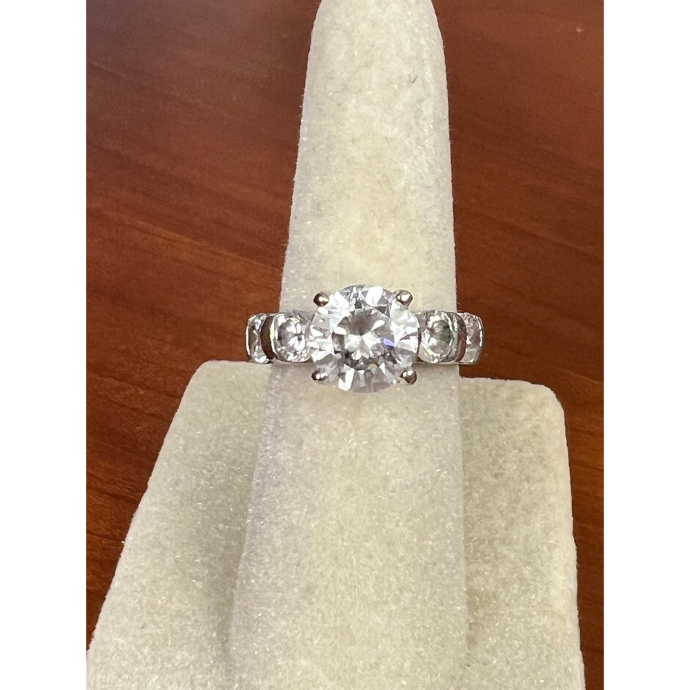Vintage 18KGE Silver Tone Round Cut CZ Engagement Ring Size 5